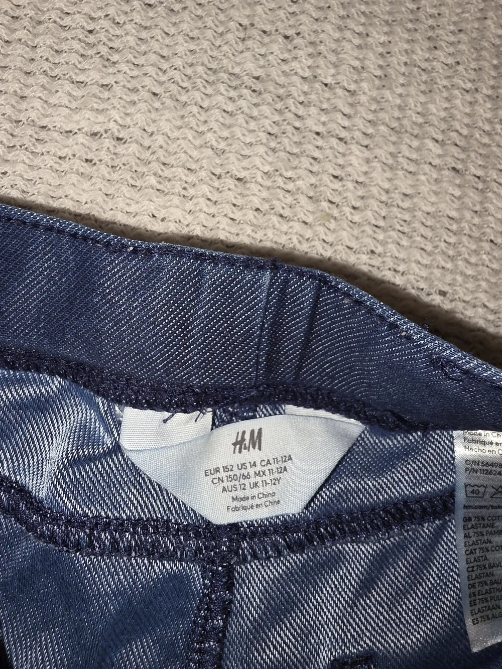 Girls H&M Navy Blue Denim Jeans-Size 14